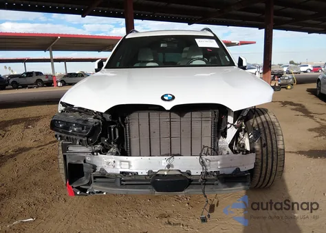 2024 BMW X7 xDrive40I z USA, uszkodzony, nr VIN 5UX23EM06R9V80711